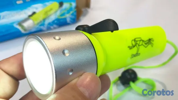 Artículos Deportivos - Linterna foco de buceo sumergible waterproof bajo el agua LUZ LED BRILLANTE 2