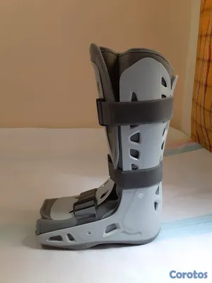 Salud y Equipamiento Médico - Bota ortopedica para adultos. 
Talla: XL 3