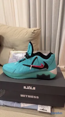 zapatos para hombre - Nike Zapatos de baloncesto unisex Lebron Witness Ix,
Size 9.5 mens 7