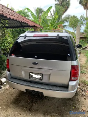 jeepetas y camionetas - Ford Explorer 2005tres filas de asientos 4x4son run está en gas inyección y⛽  3