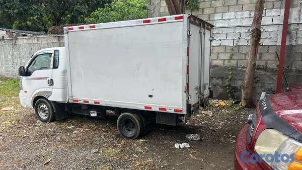 camiones y vehiculos pesados - Camión Kia Bongo 2016, Con refrigerador  3