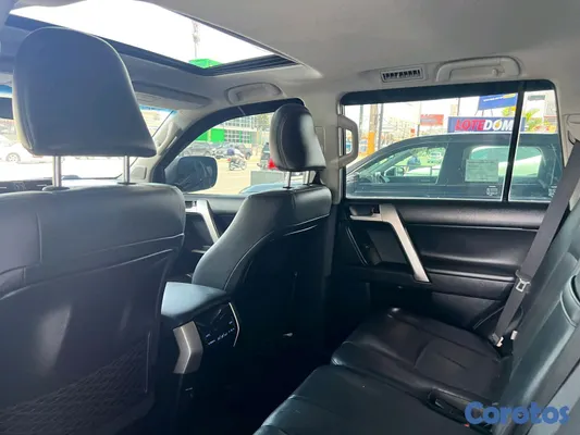 jeepetas y camionetas - Toyota land cruicer prado vxl 2019 7