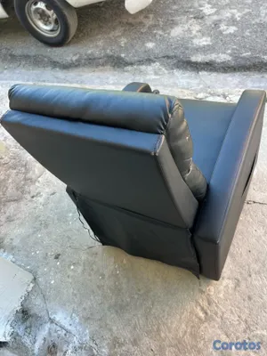 muebles y colchones - Sillon Reclinable Negro en ledel , con masaje  5