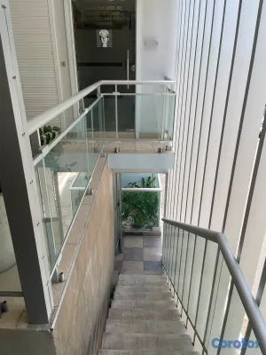 oficinas y locales comerciales - Local de oficina en Av. Sarasota, Mirador Sur 8