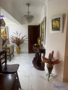  ¡APARTAMENTO EN VENTA EN REPARTO LOS TRES OJOS! Con las 3B's