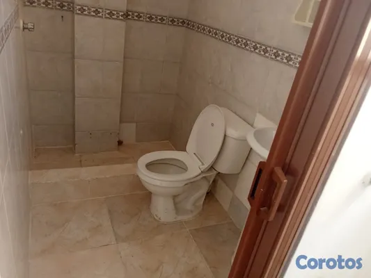 apartamentos - Apartamento en Alquiler | Ensanche Quisqueya | 3er nivel. 
 7