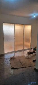 somos J&M puestas y ventanas, vidrios y más 