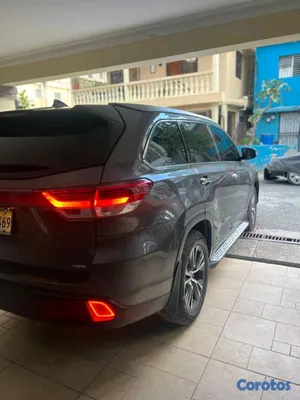 jeepetas y camionetas - Toyota higlander xle 2019 5