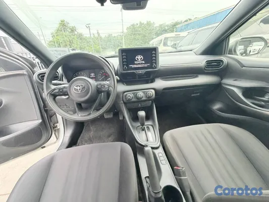 jeepetas y camionetas - TOYOTA YARIS 2021 AUTOMÁTICO | EXCELENTE ECONOMÍA  12