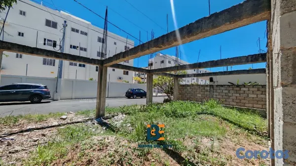 casas - CASA EN CONSTRUCCION con calle asfaltada en 📍Resid 6