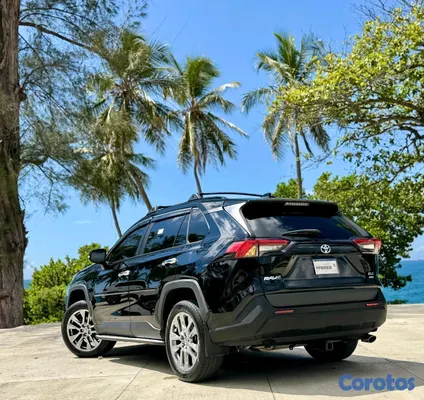 jeepetas y camionetas - Toyota rav4 2023 xle  2