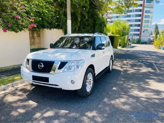jeepetas y camionetas - Nissan Patrol LE 2011 – Excelente Condiciones  5
