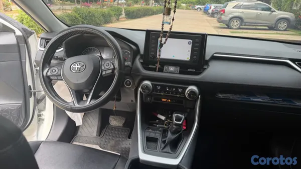 jeepetas y camionetas - Toyota rav4 2019 XLE Primim 10