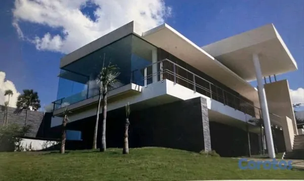 casas - vendo mancion cerro altos pídeme todo los detalles e información y te la envio 
 12