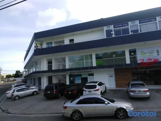 oficinas y locales comerciales - Locales en plaza comercial de Colinas de los Rios  3
