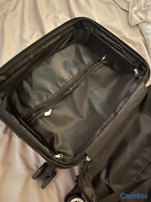 carteras y maletas - Carry-on (artículo personal) rosada con ruedas removibles  4