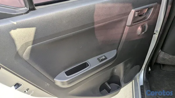 carros - Daihatsu mira 2019 en perfecto estado 11