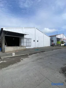 Almacén con Oficinas en Alquiler – 500 m² | Avenid