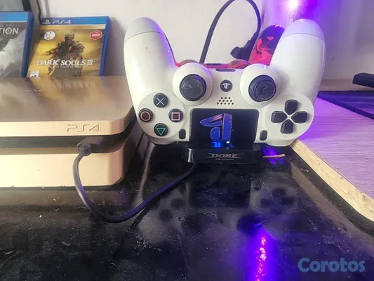 consolas y videojuegos - Ps4 Slim Edición Oro 1Tb/4 Juegos Físicos/2 Contro 6