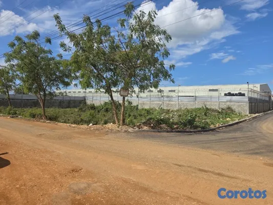 solares y terrenos - Se alquila solar en la zona Industrial Las Américas 6