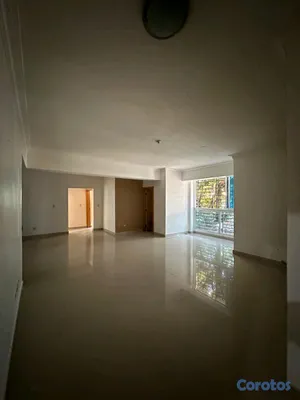 apartamentos - VENDO
 3er NIVEL CON ASCENSOR EN GAZCUE  8