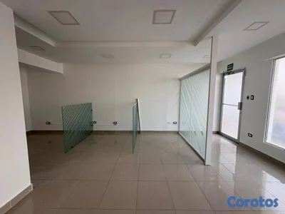LOCAL COMERCIAL EN ALQUILER – BELLA VISTA | 40M2