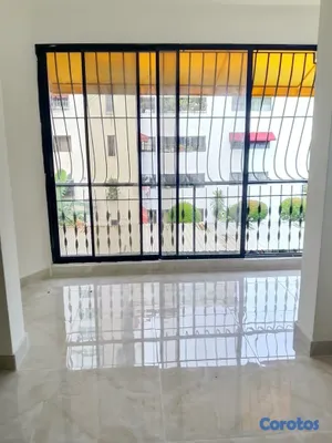 apartamentos - Apartamento En Alquiler, Av. Sarasota 10