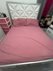 juego de cama usado con corchon incluido ortopédico en muy buenas condiciones 