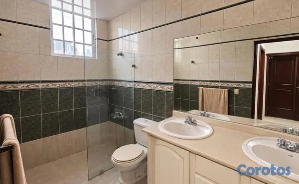apartamentos - En Venta Apartamento Clasico en la Esperilla 8