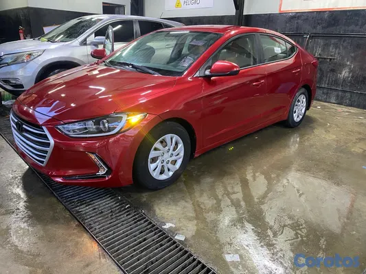 carros - HYUNDAI ELANTRA SE AÑO 2017 $595,000 NEGOCIABLE SUPER IMPECABLE FINANCIAMIENTO D 10