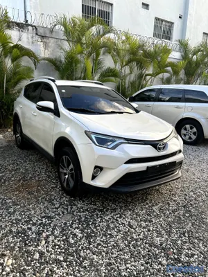 jeepetas y camionetas - Toyota RAV4 2018 de la casa nunca chocada  3