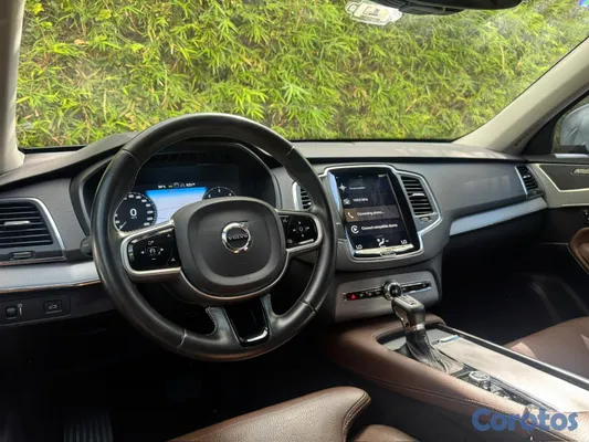 jeepetas y camionetas - Volvo XC90 Momentum D5 10