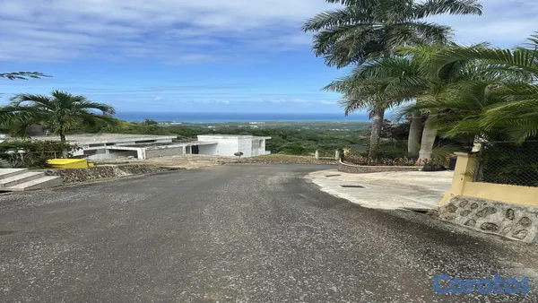 solares y terrenos - "Montaña, Mar y Seguridad: El Hogar Perfecto para un Retiro en el Caribe" 10