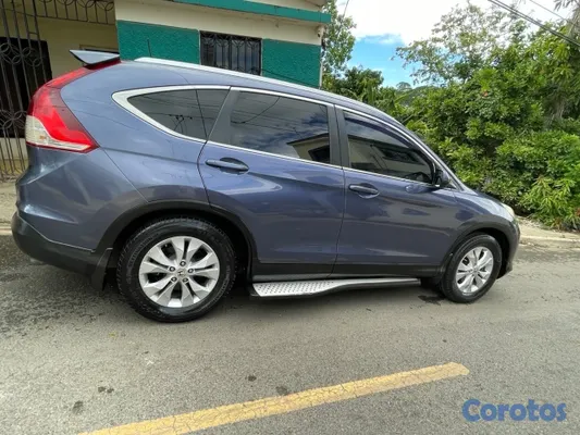 jeepetas y camionetas - Se vende honda CR-V 2013, en buenas condiciones  2
