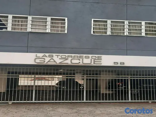 apartamentos -  Apartamento en tercer nivel con,161.02 metros cuadrados, en el centro de Gazcue 10