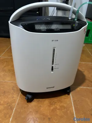 Salud y Equipamiento Médico - Generador de oxígeno con garantía cómo nuevo en su caja y todos sus accesorios  2