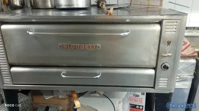 se vende horno para pizzas 
