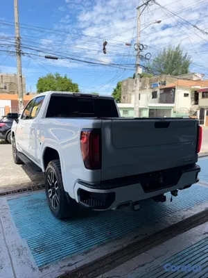 jeepetas y camionetas - 2022 GMC Sierra 1500 AT4 5