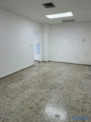 oficinas y locales comerciales - LOCAL COMERCIAL DE DOS NIVELES AV. 27 DE FEBRERO 2