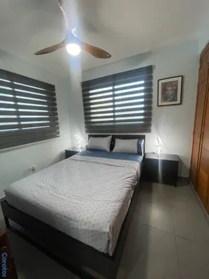habitaciones y viviendas compartidas - HABITACIÓN AMUEBLADA CON PARQUEO 7
