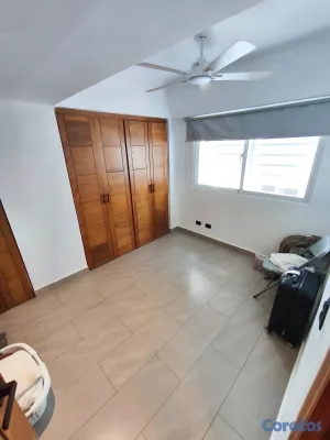 apartamentos - vendo avenida independencia jardines del Sur tercero nivel dos hab 2.5 baños par 12