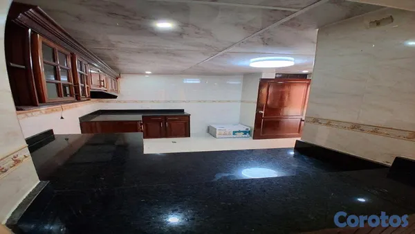 casas - Alquilo casa Clásica, grande y buenas condiciones en Sans Souci 4