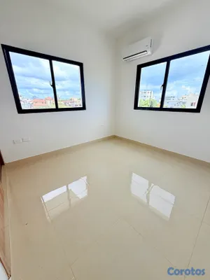 apartamentos - venta de 4to piso con terraza en la autopista de san isidro prado oriental  12