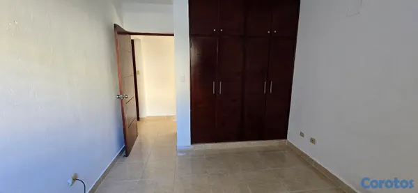 apartamentos - 1er piso en reparto peralta frente a las praderas santiago  9
