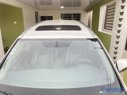 carros - Se vende Toyota Highlander XLE 2014, color blanco, una SUV amplia. 8