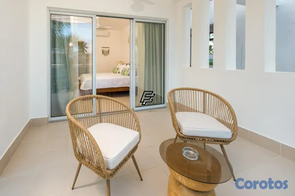 penthouses - Lujoso Oasis de Dos Niveles con Vistas al Mar 10