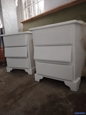 muebles y colchones - Mesitas de noche en madera de tres gavetas blanca 3