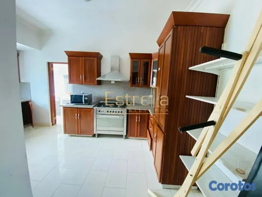 apartamentos - Apartamento en venta (276mts2) de 3 habitaciones ubicado en el sector de Naco 5