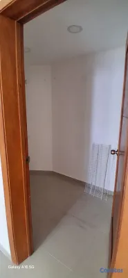 apartamentos - Apartamento en Alquiler en E. Morales: 3 Habs con baño privado + planta full 20