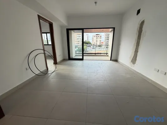 apartamentos - vendo nuevo Evaristo Morales piso 3 una habitación 1.5 baños parqueo área social 2